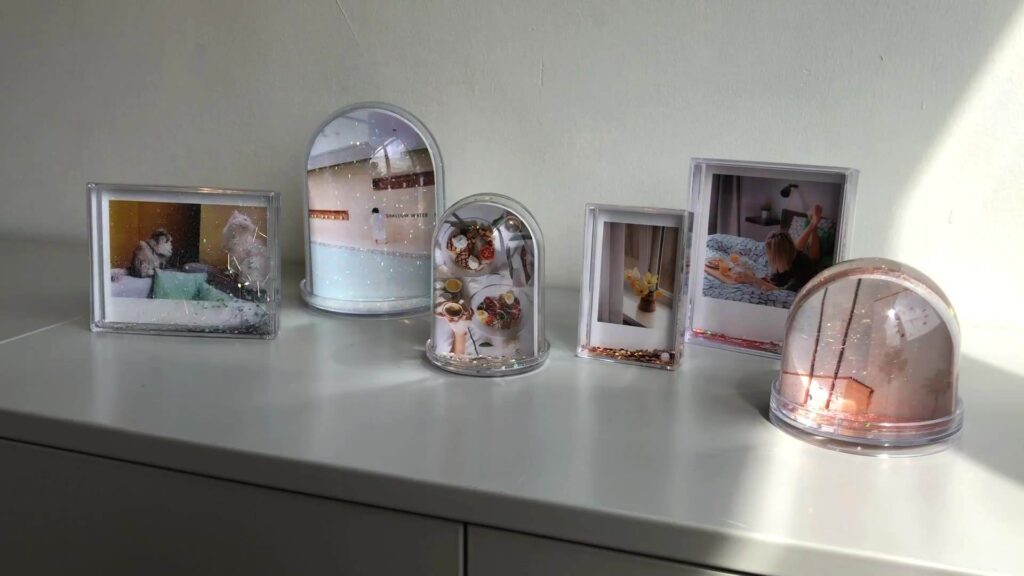 picture snow globe